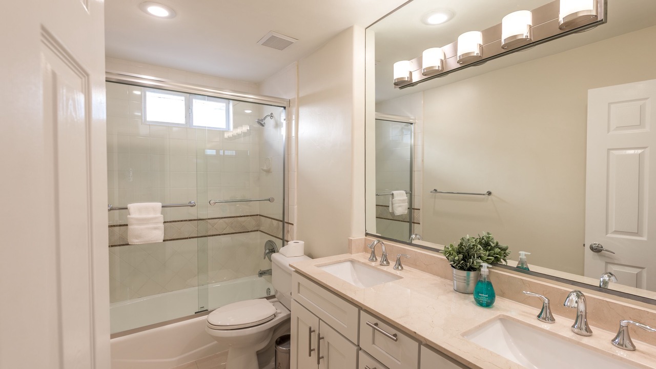 Photo of Bathroom in Santa Ana Heights