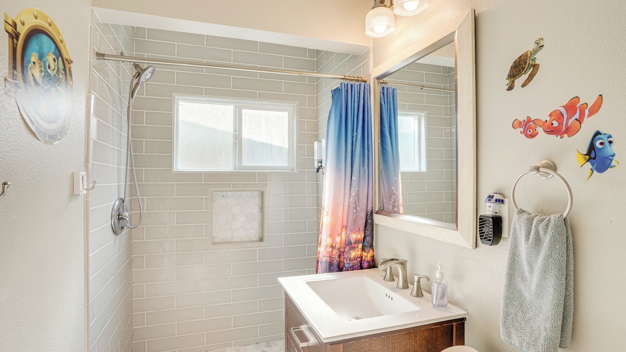 Photo of Bathroom in Northwest Anaheim