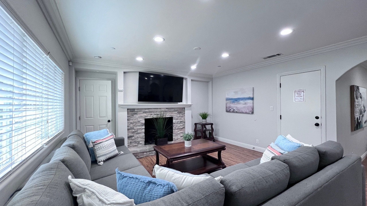Photo of Livingroom in Southwest Anaheim