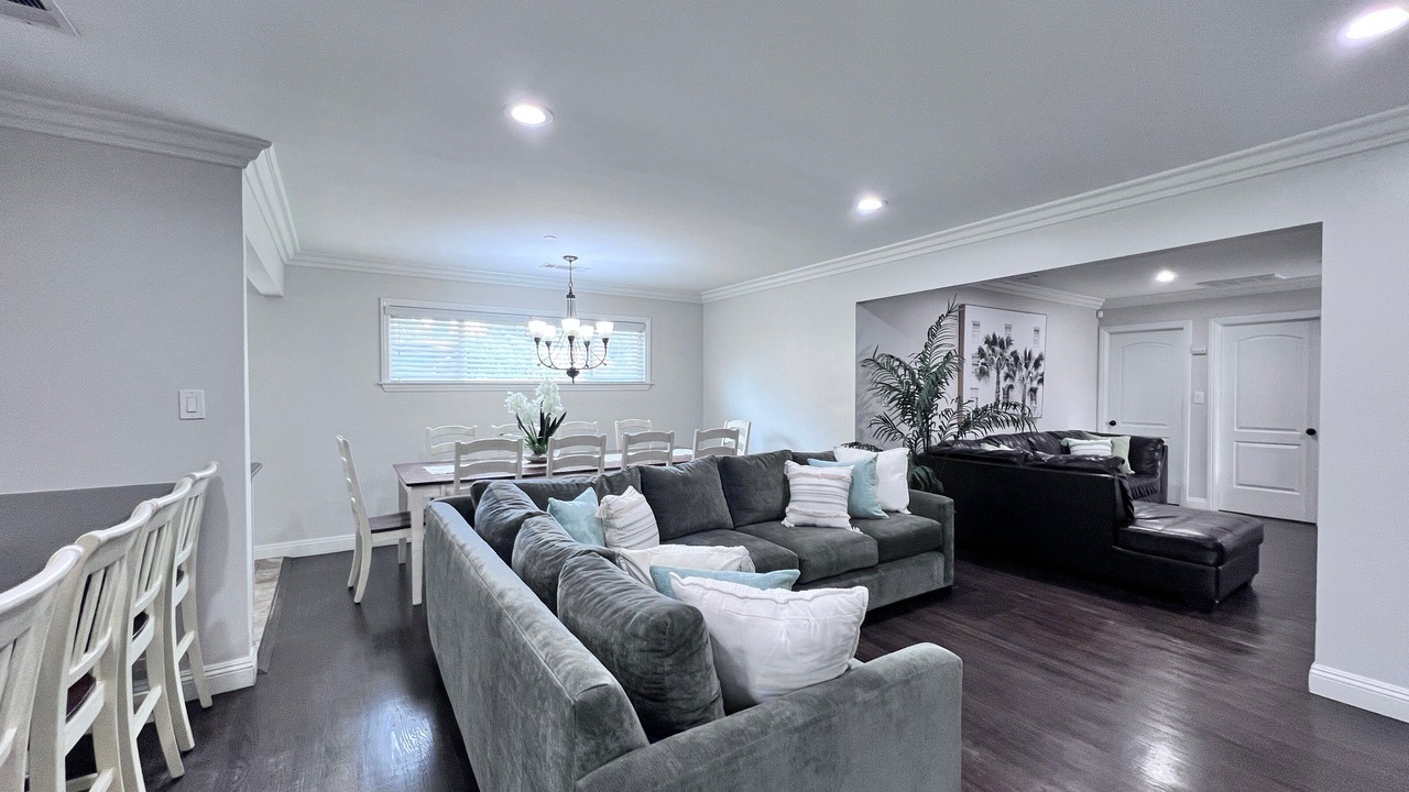Photo of Livingroom in Hermosa Village