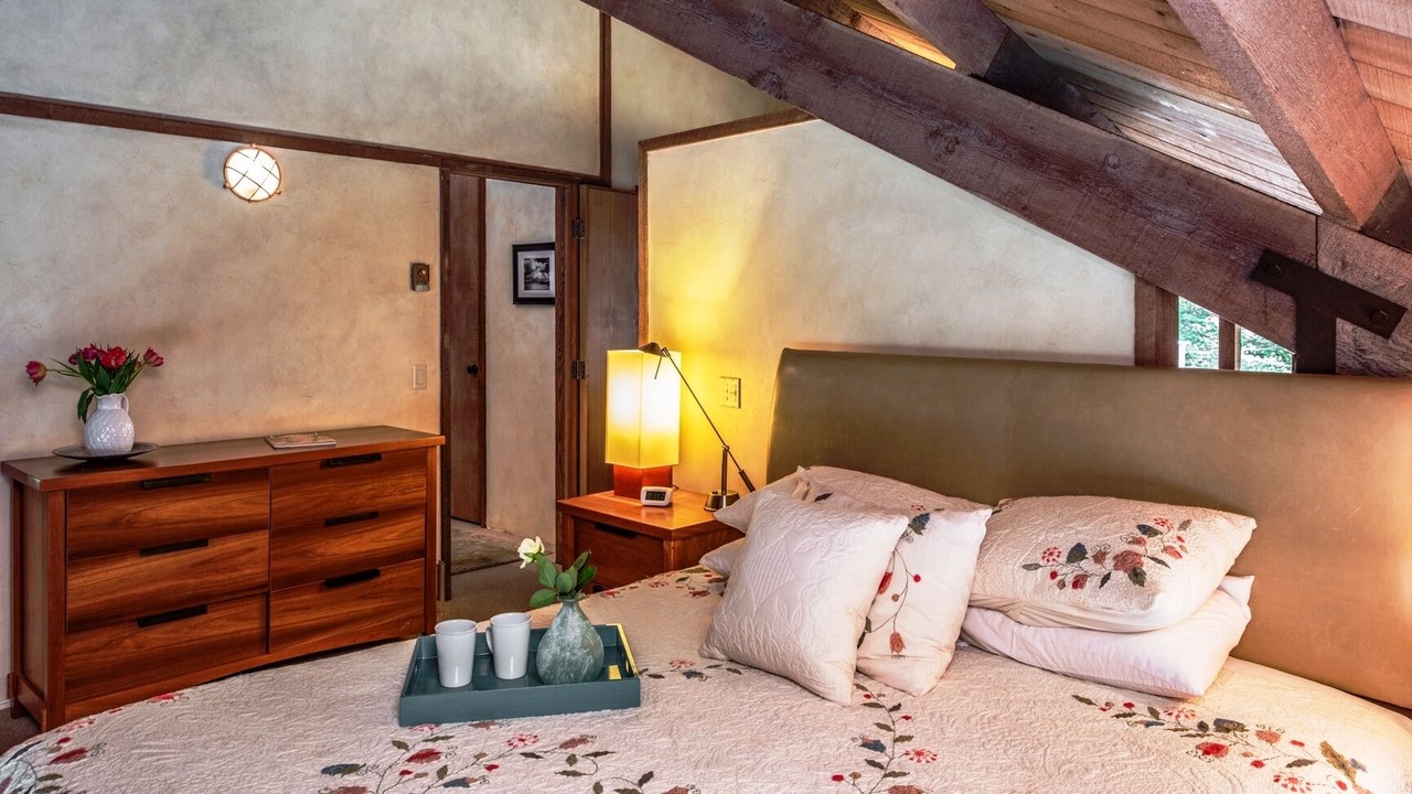 Photo of Bedroom in Carmel Riviera