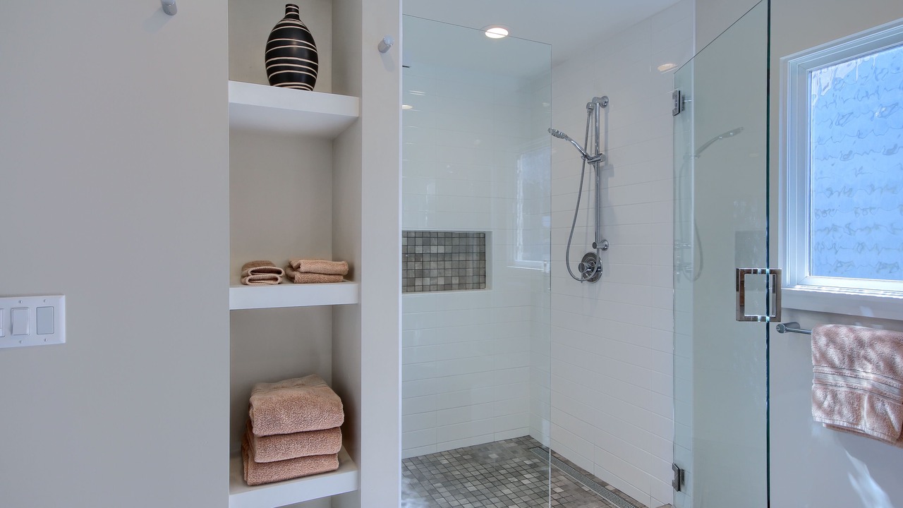 Photo of Bathroom in Park Hill