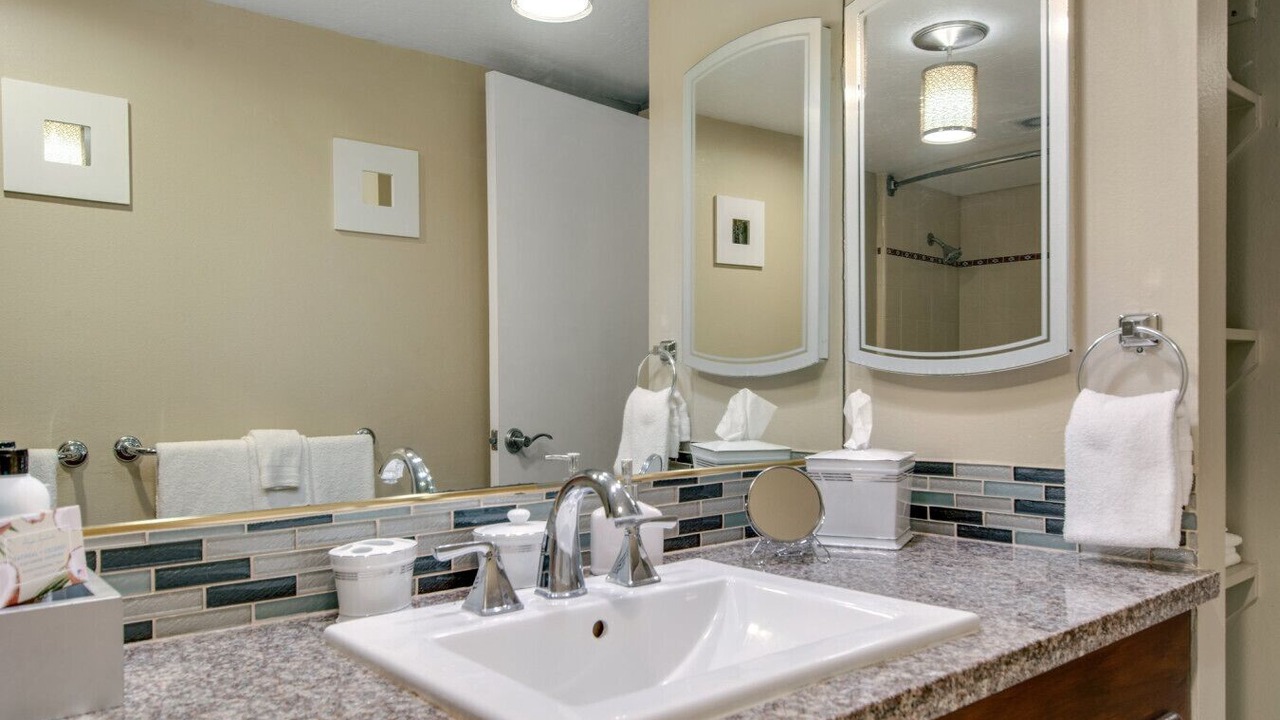 Photo of Bathroom in Laguna Beach