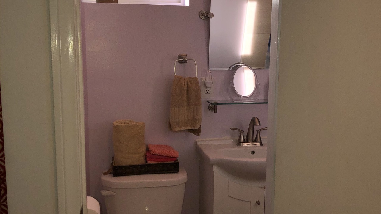 Photo of Bathroom in Pierpont Bay