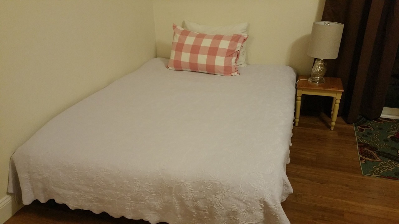 Photo of Bedroom in Groveland