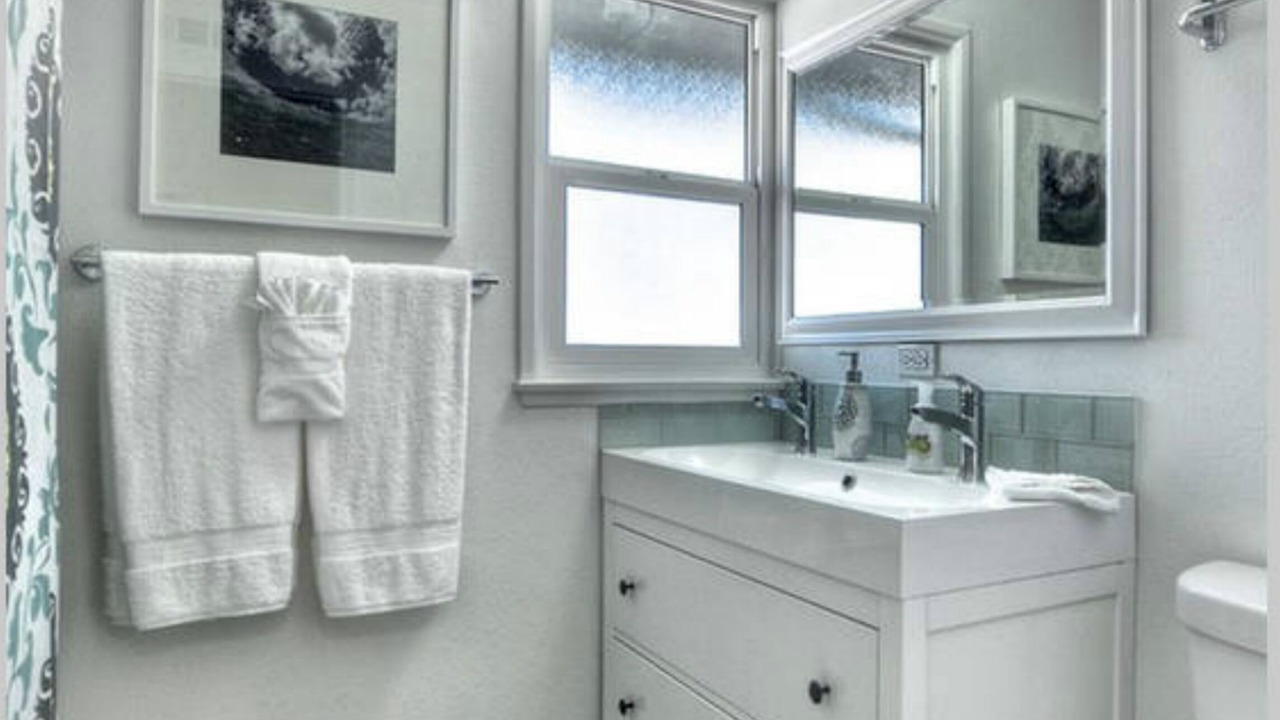 Photo of Bathroom in Hermosa Village