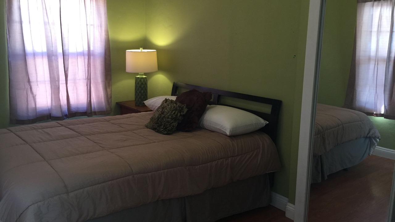 Photo of Bedroom in Burbank