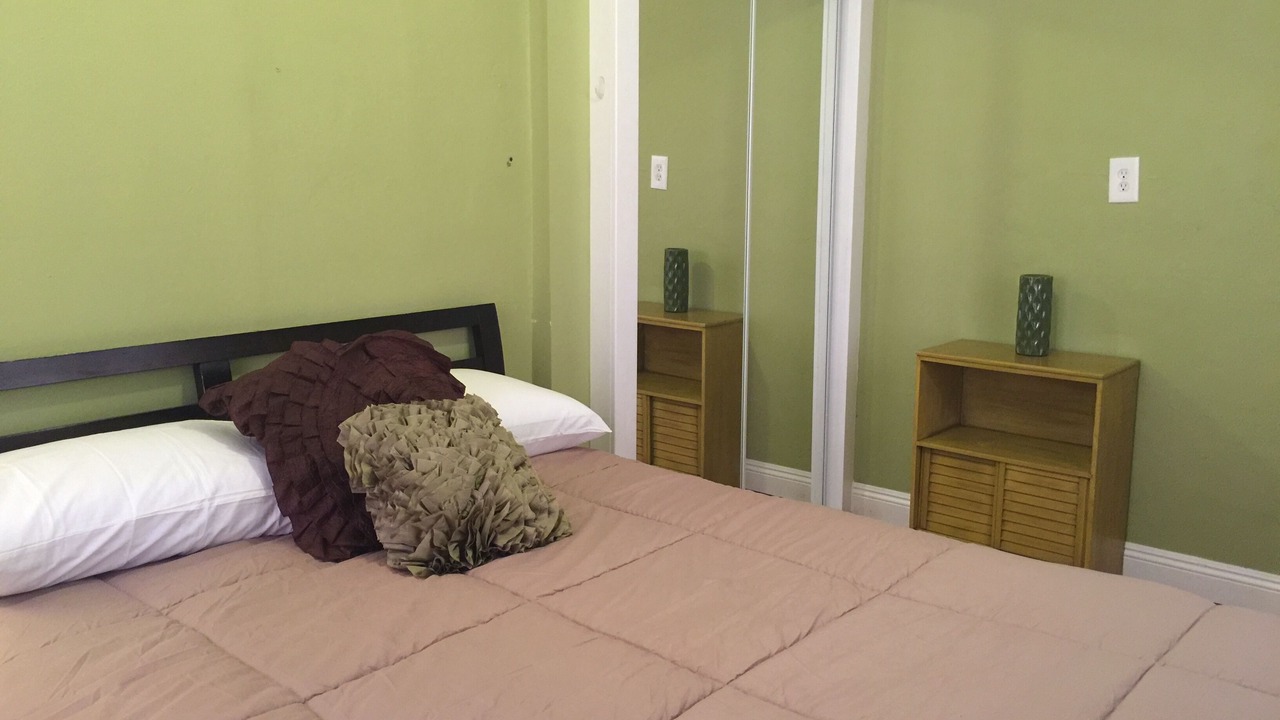Photo of Bedroom in Burbank