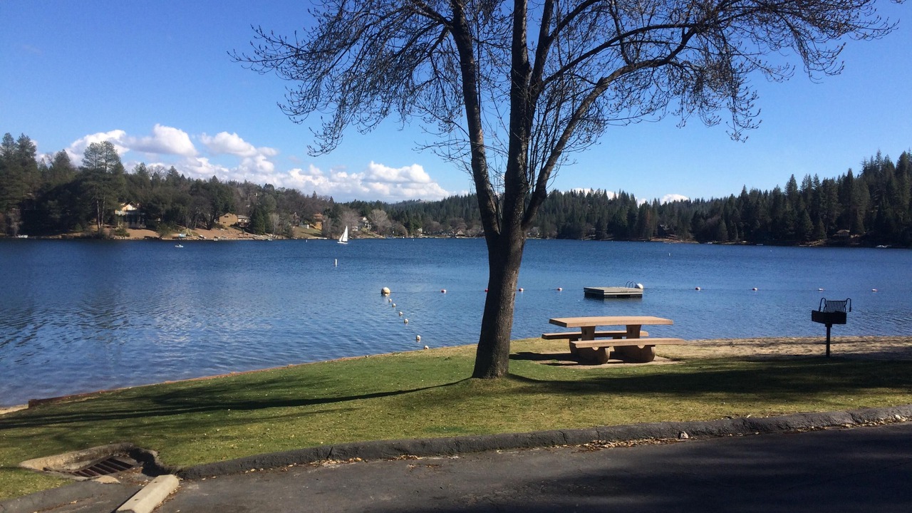 Photo of Outdoor in Groveland