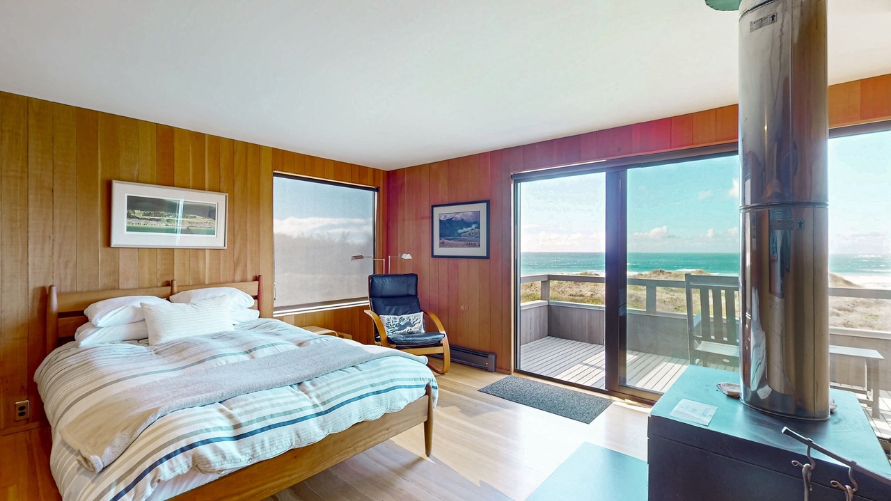 Photo of Bedroom in Sea Ranch