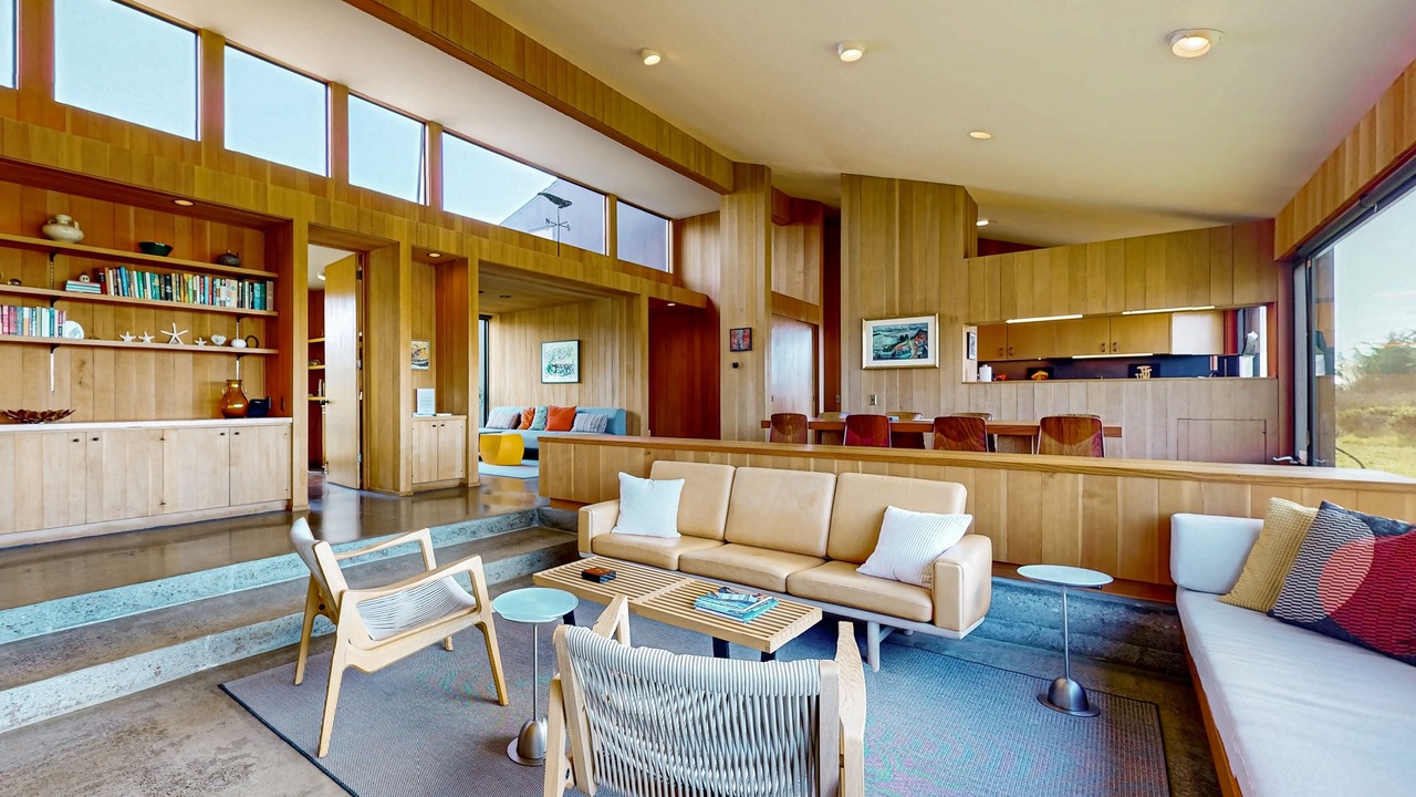 Photo of Livingroom in Sea Ranch
