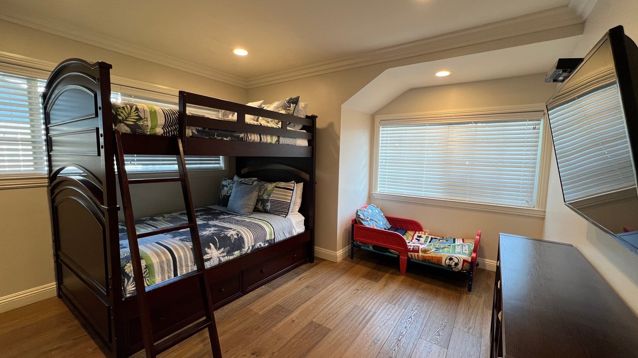 Photo of Bedroom in Anaheim Resort