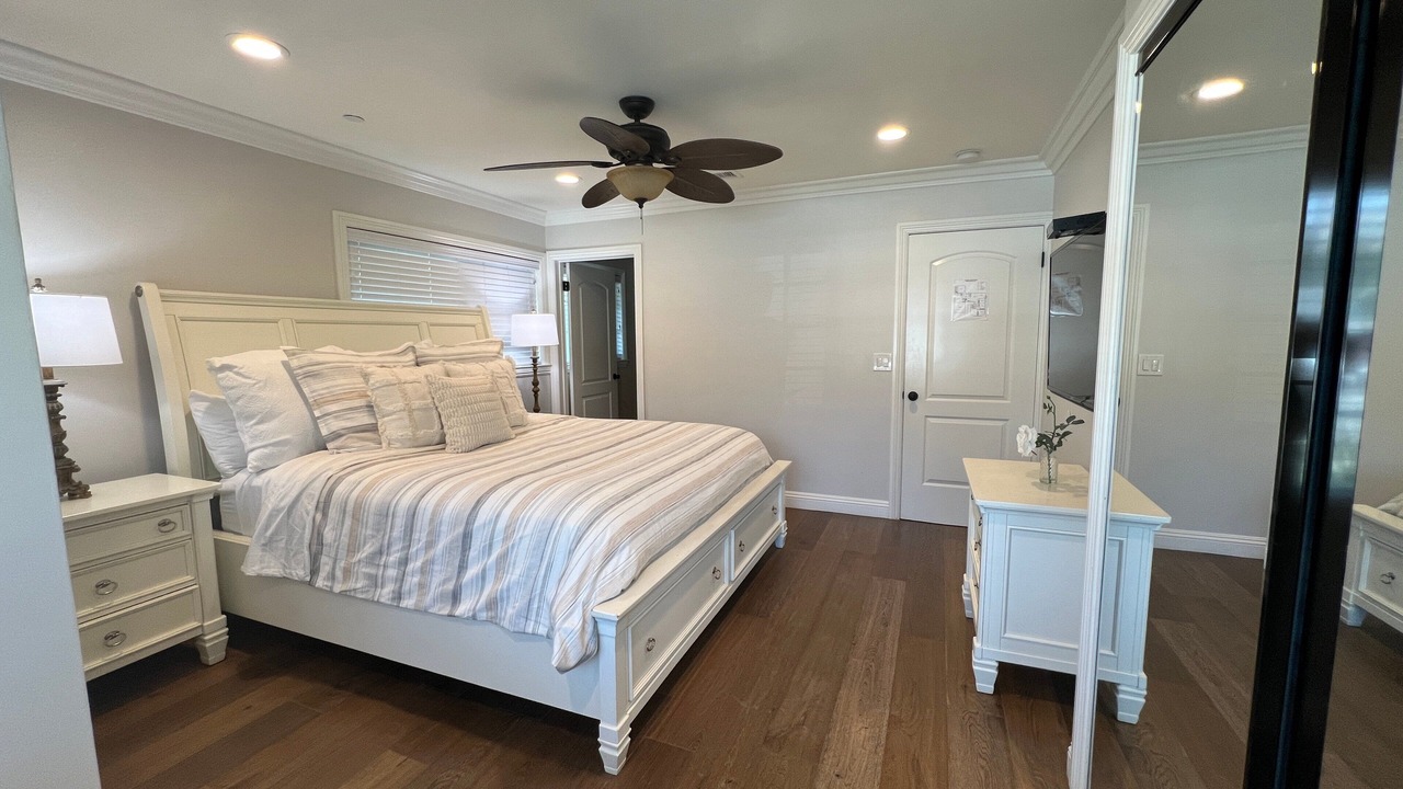 Photo of Bedroom in Anaheim Resort
