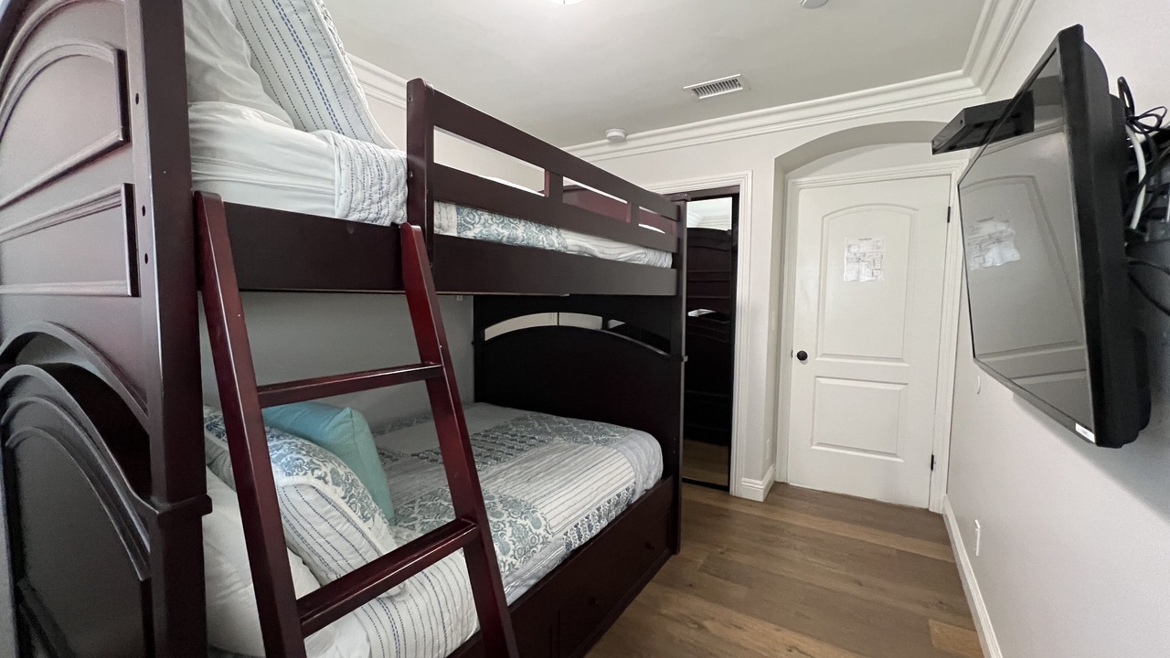 Photo of Bedroom in Anaheim Resort