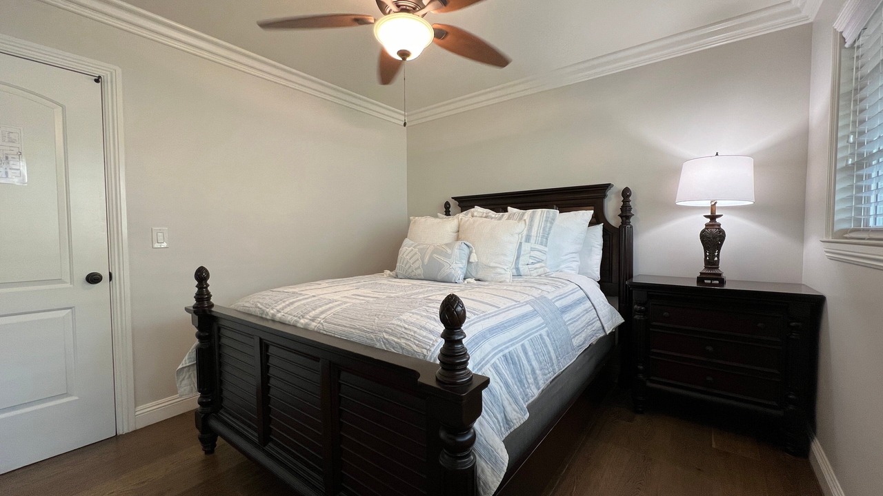 Photo of Bedroom in Anaheim Resort