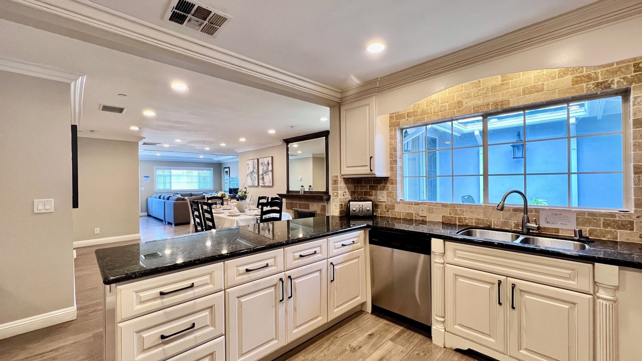 Photo of Kitchen in Northeast Anaheim