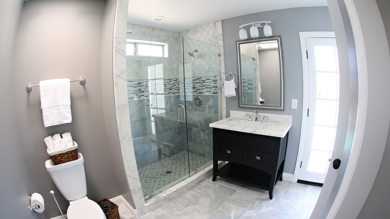 Photo of Bathroom in Northeast Anaheim