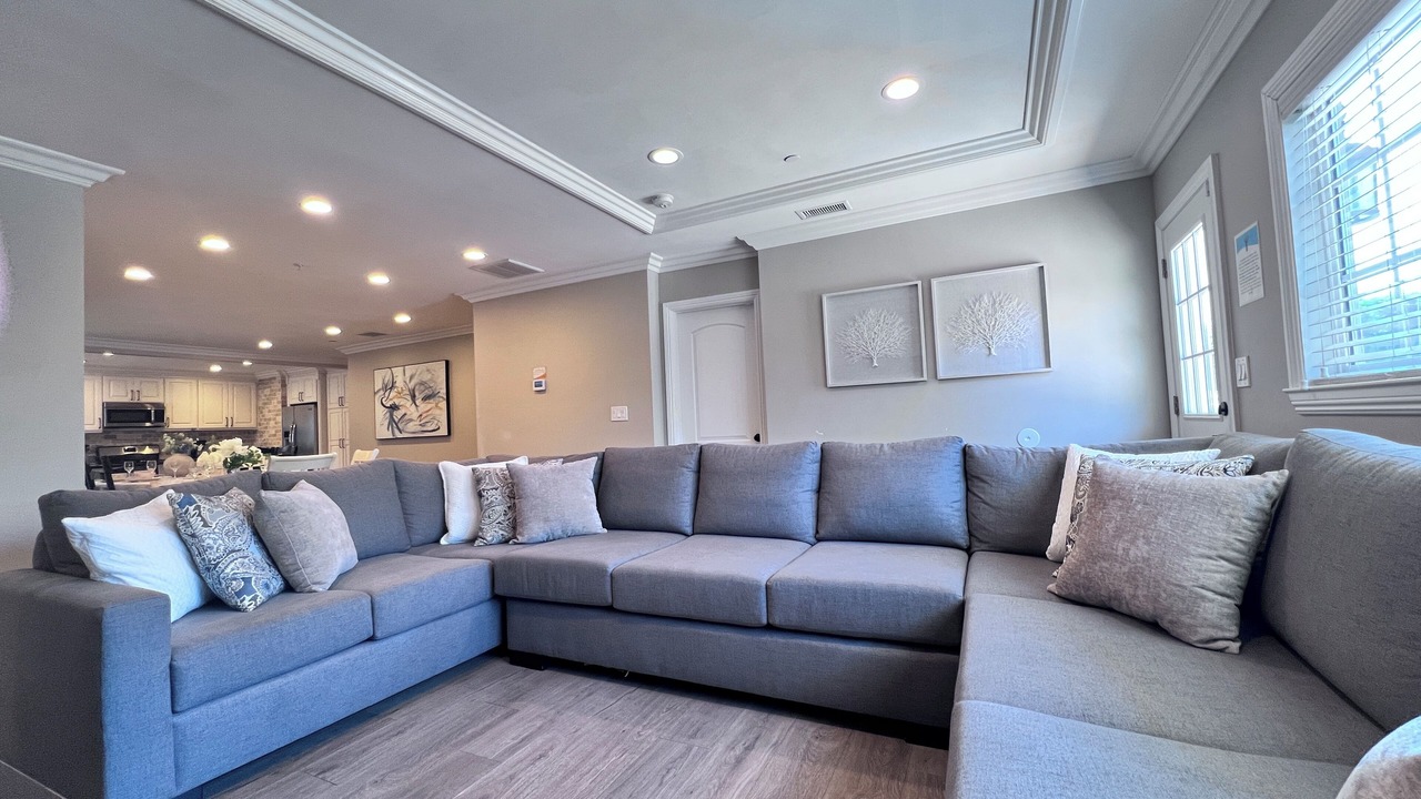 Photo of Livingroom in Northeast Anaheim
