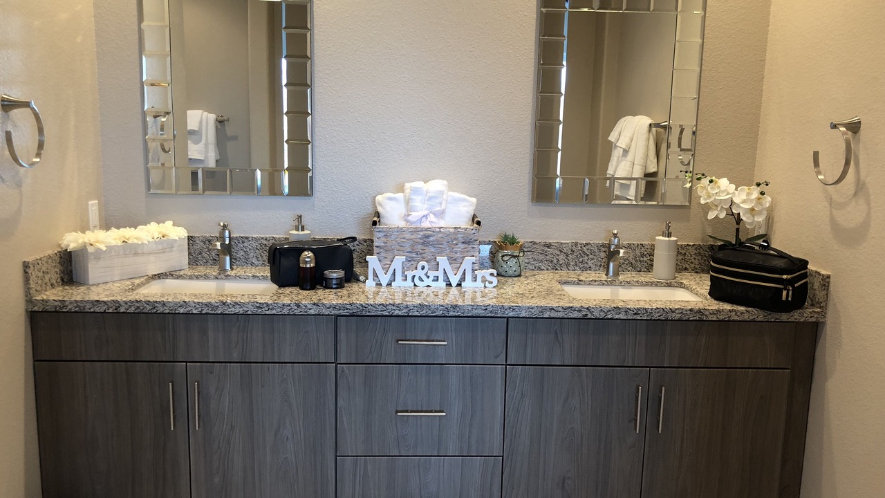 Photo of Bathroom in Landau Manor