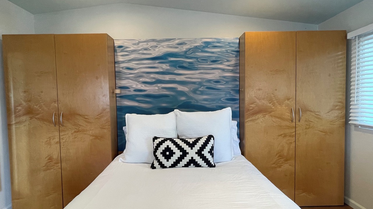 Photo of Bedroom in South Mission Beach