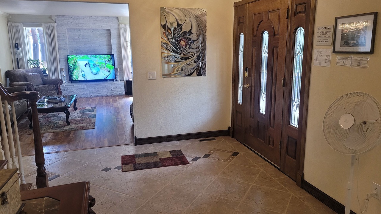 Photo of Livingroom in Lakeside Park