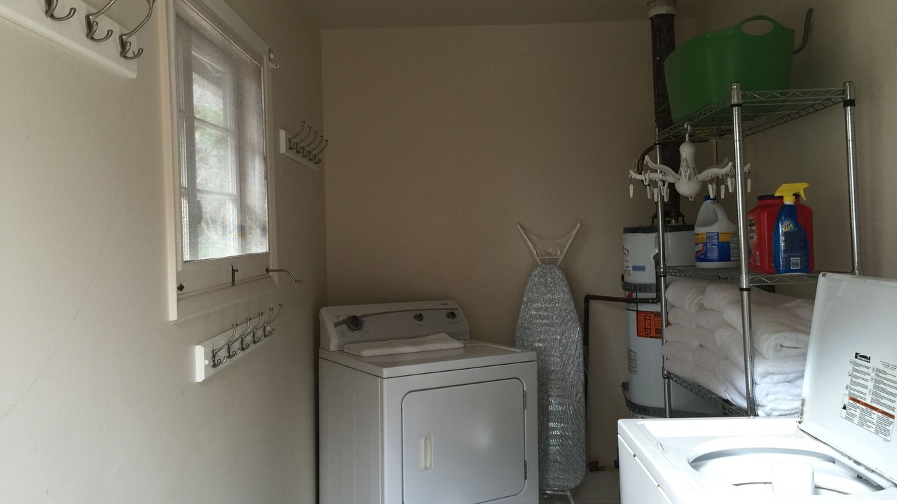 Photo of Bedroom in La Jolla Shores