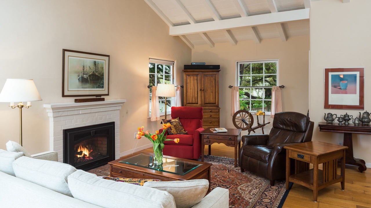 Photo of Livingroom in Southeast Carmel