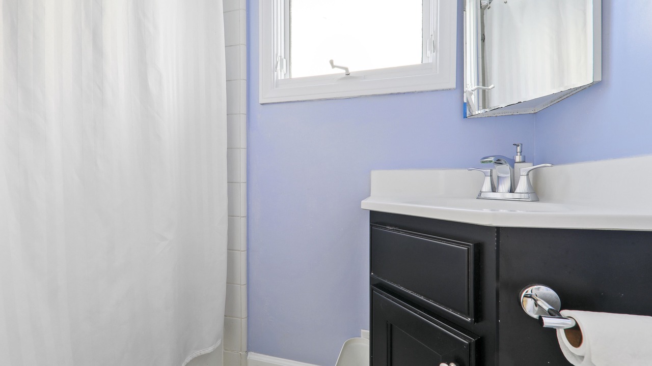 Photo of Bathroom in Laguna Beach