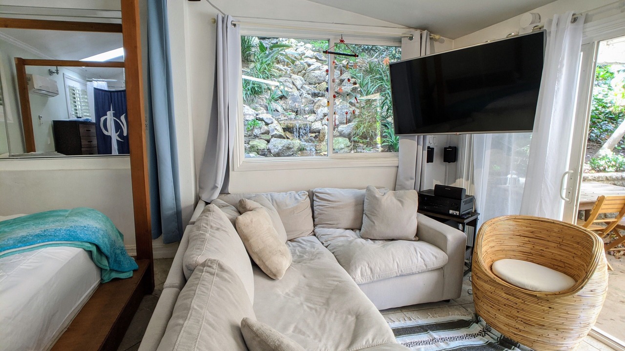 Photo of Bedroom in Beverly Glen