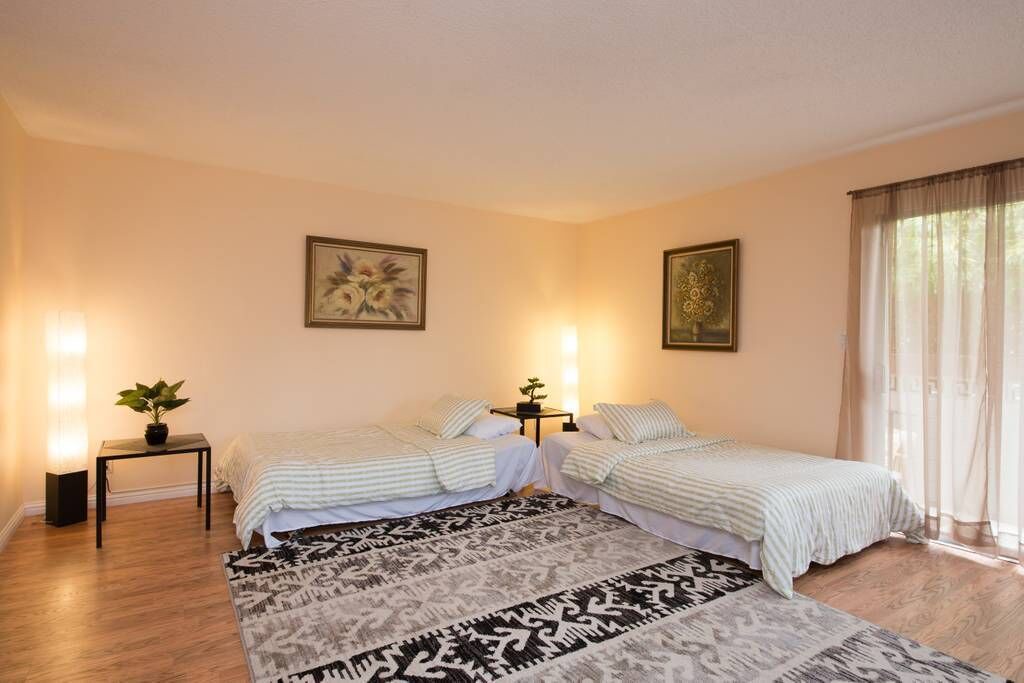 Photo of Bedroom in North of Wilshire