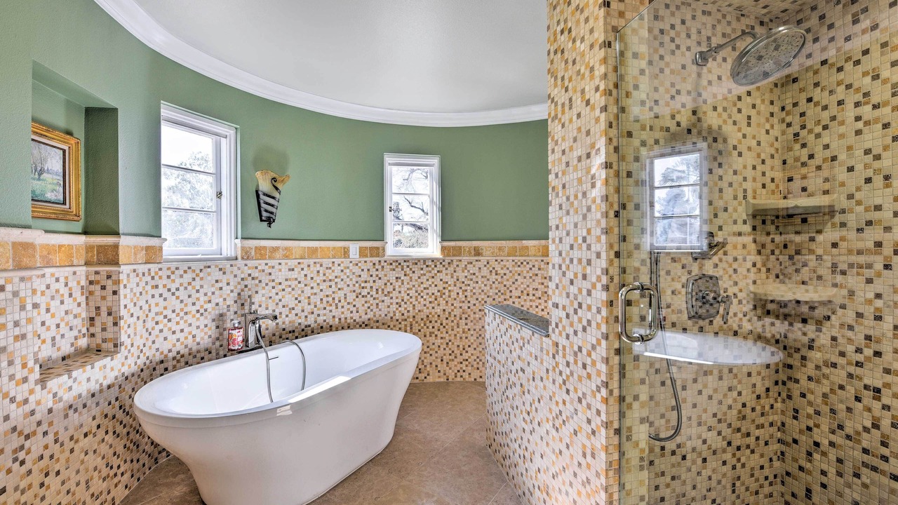 Photo of Bathroom in Hacienda Heights