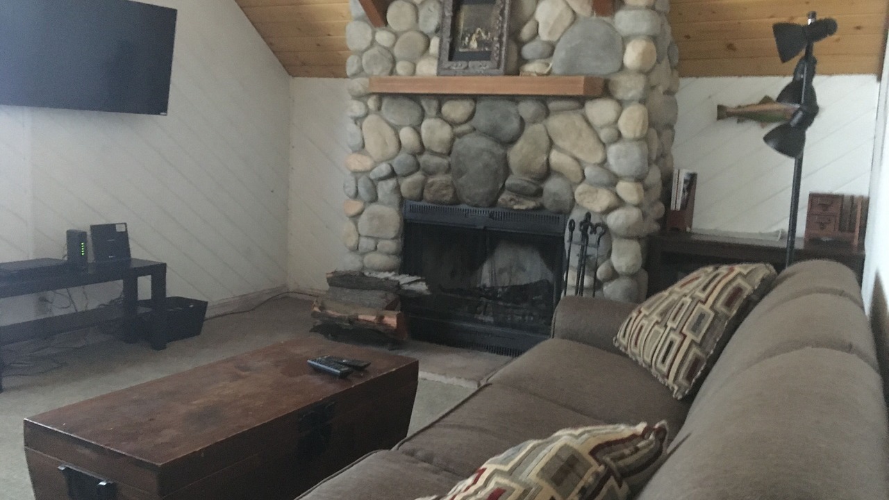 Photo of Livingroom in Big Bear City