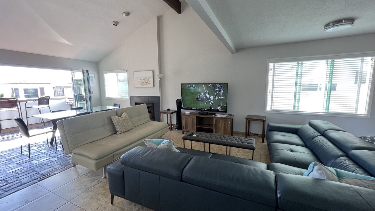 Photo of Bedroom in South Mission Beach