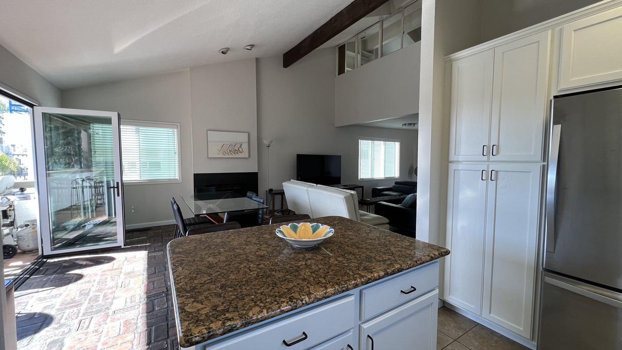 Photo of Bedroom in South Mission Beach