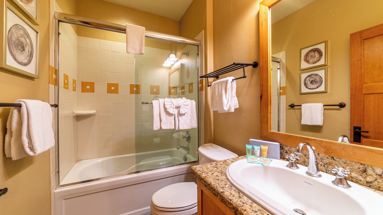 Photo of Bathroom in Woodwinds