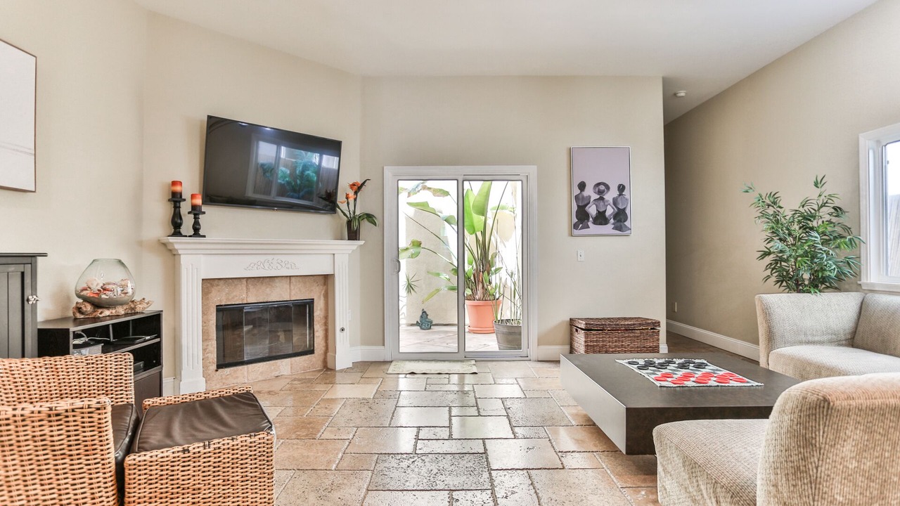 Photo of Livingroom in Huntington Beach