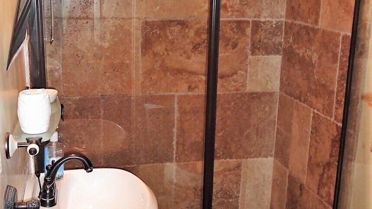 Photo of Bathroom in Woodland Hills