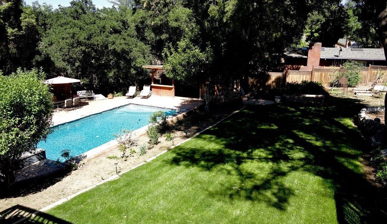 Photo of Outdoor in Woodland Hills
