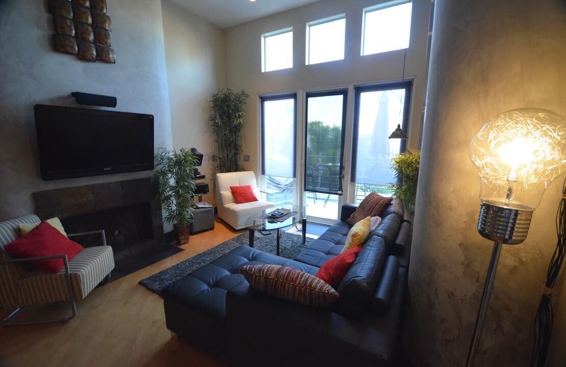 Photo of Livingroom in Airport Area