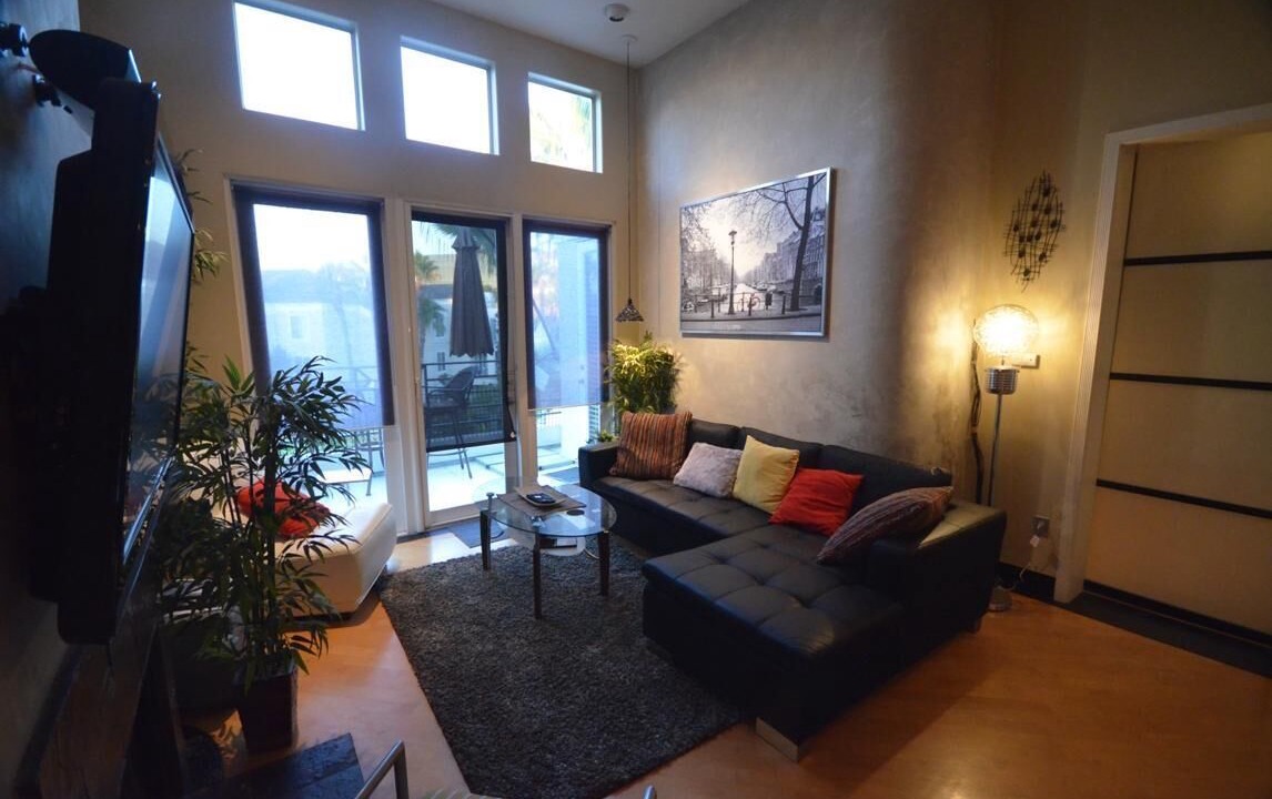 Photo of Livingroom in Airport Area