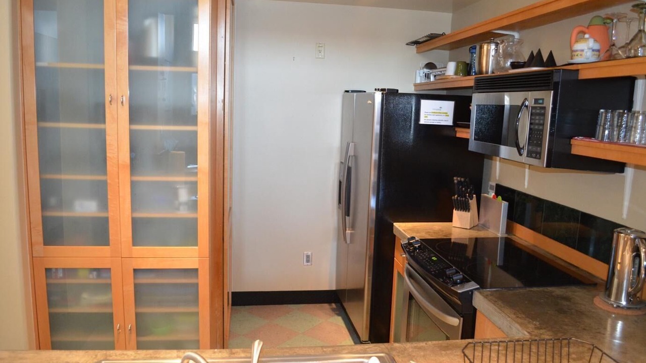 Photo of Kitchen in Airport Area