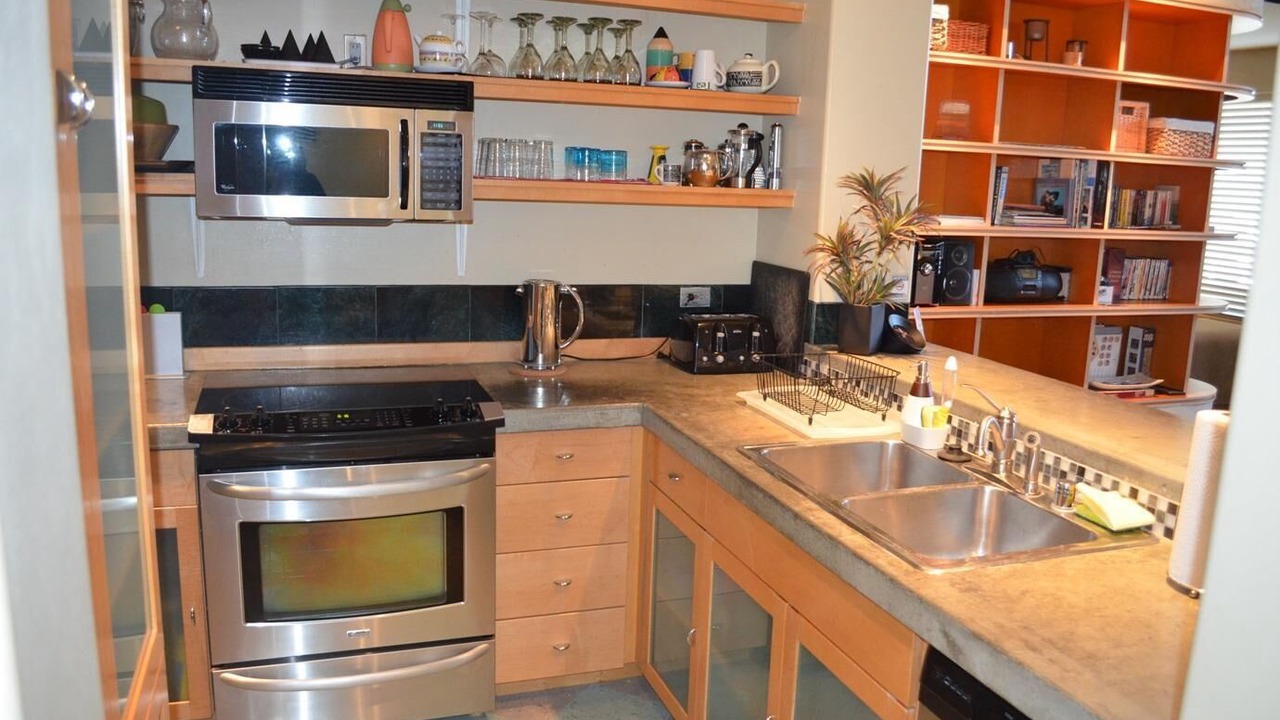 Photo of Kitchen in Airport Area