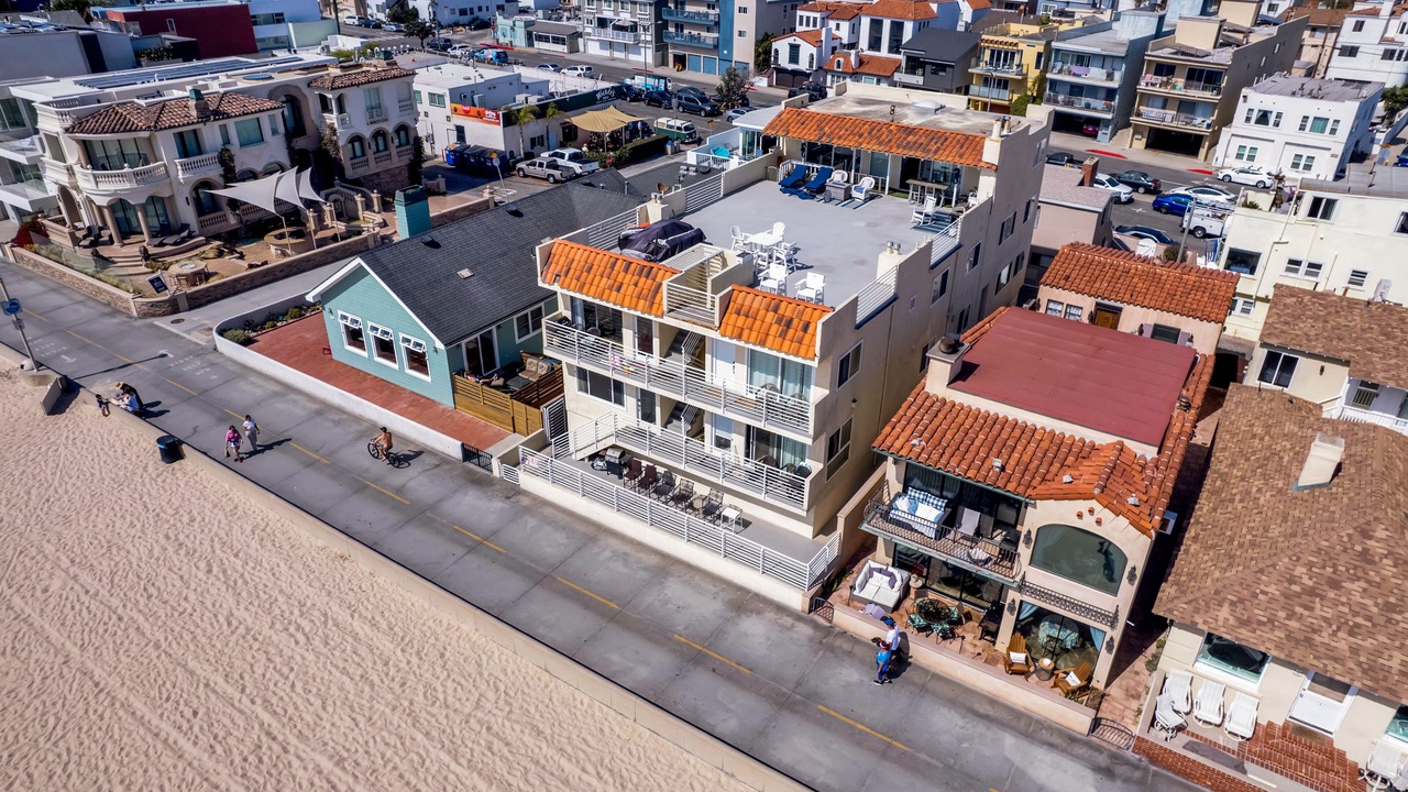 Photo of Others in Hermosa Beach