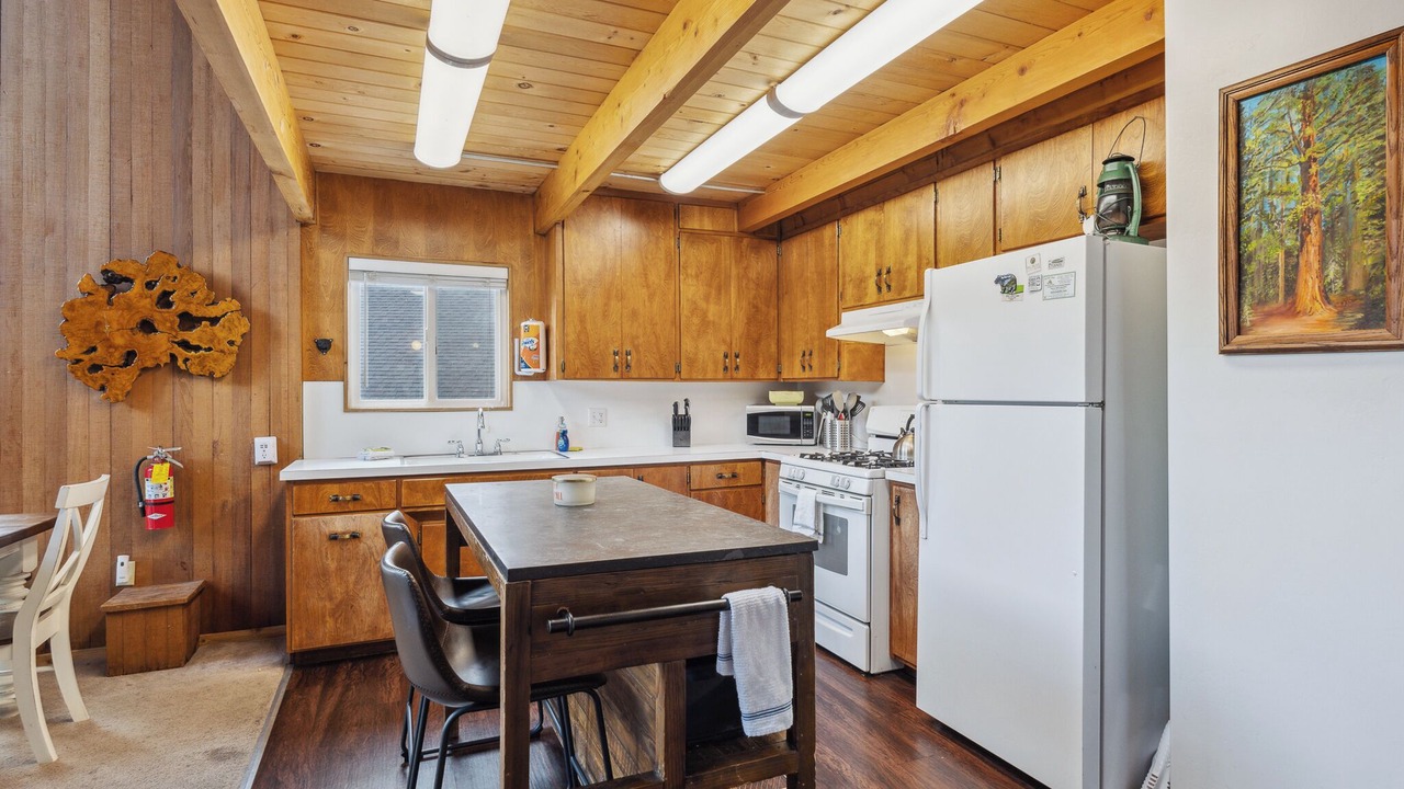 Photo of Kitchen in Fawnskin