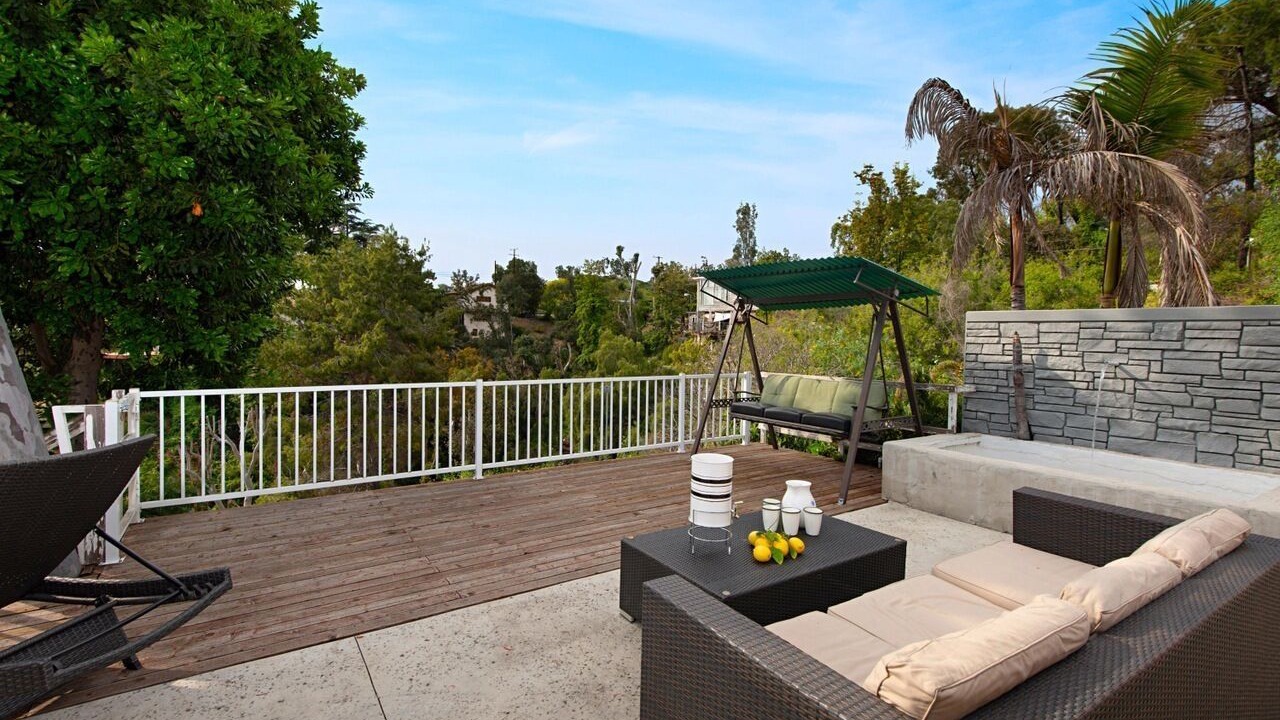 Photo of Patio Balcony in La Habra Heights
