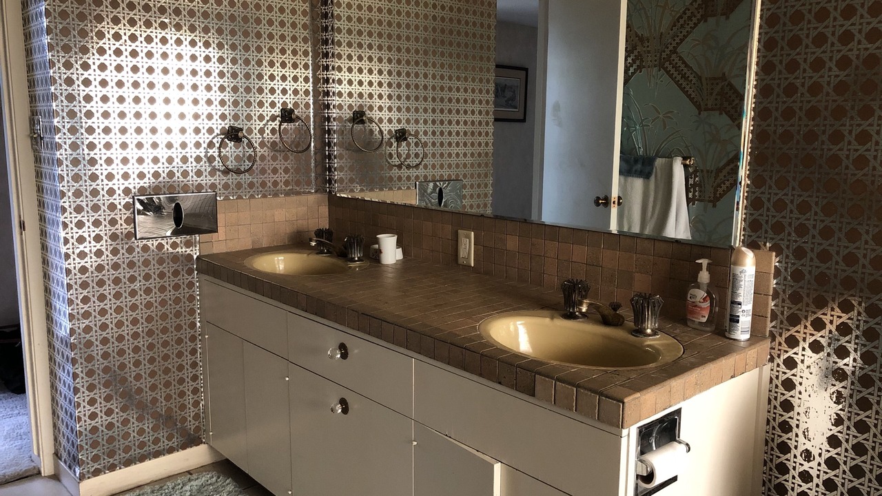Photo of Bathroom in Springville