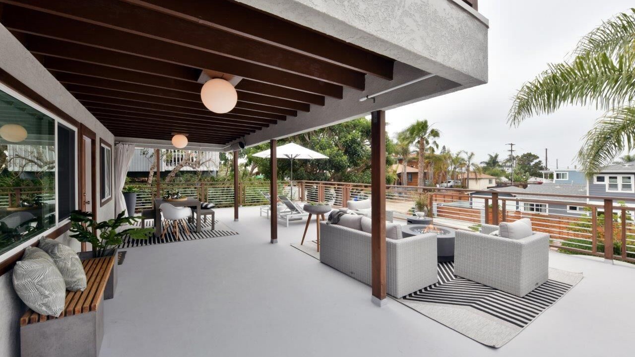 Photo of Patio Balcony in Cardiff-by-the-Sea