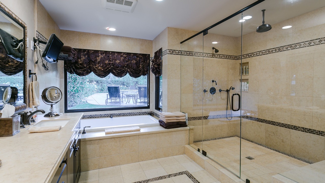 Photo of Bathroom in Northridge
