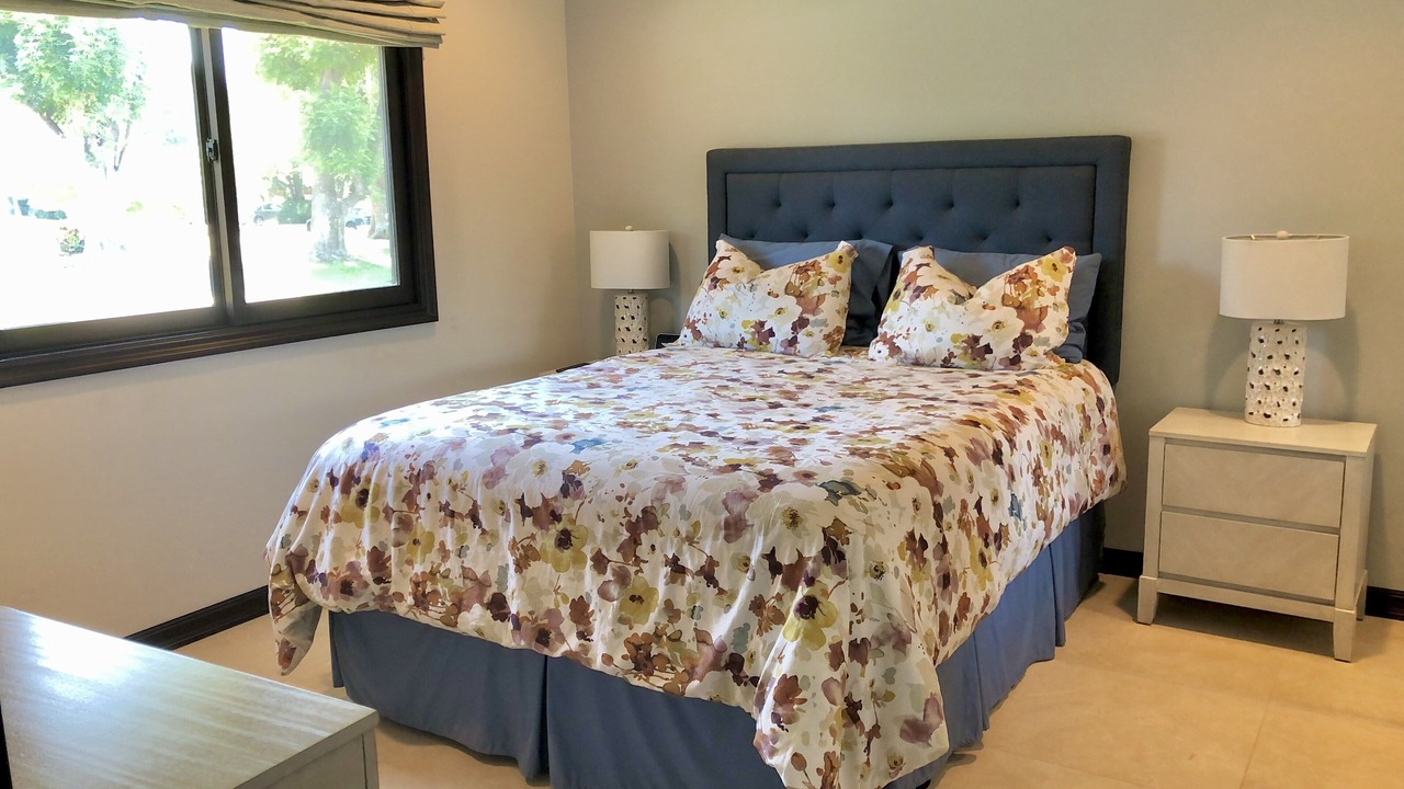 Photo of Bedroom in Northridge