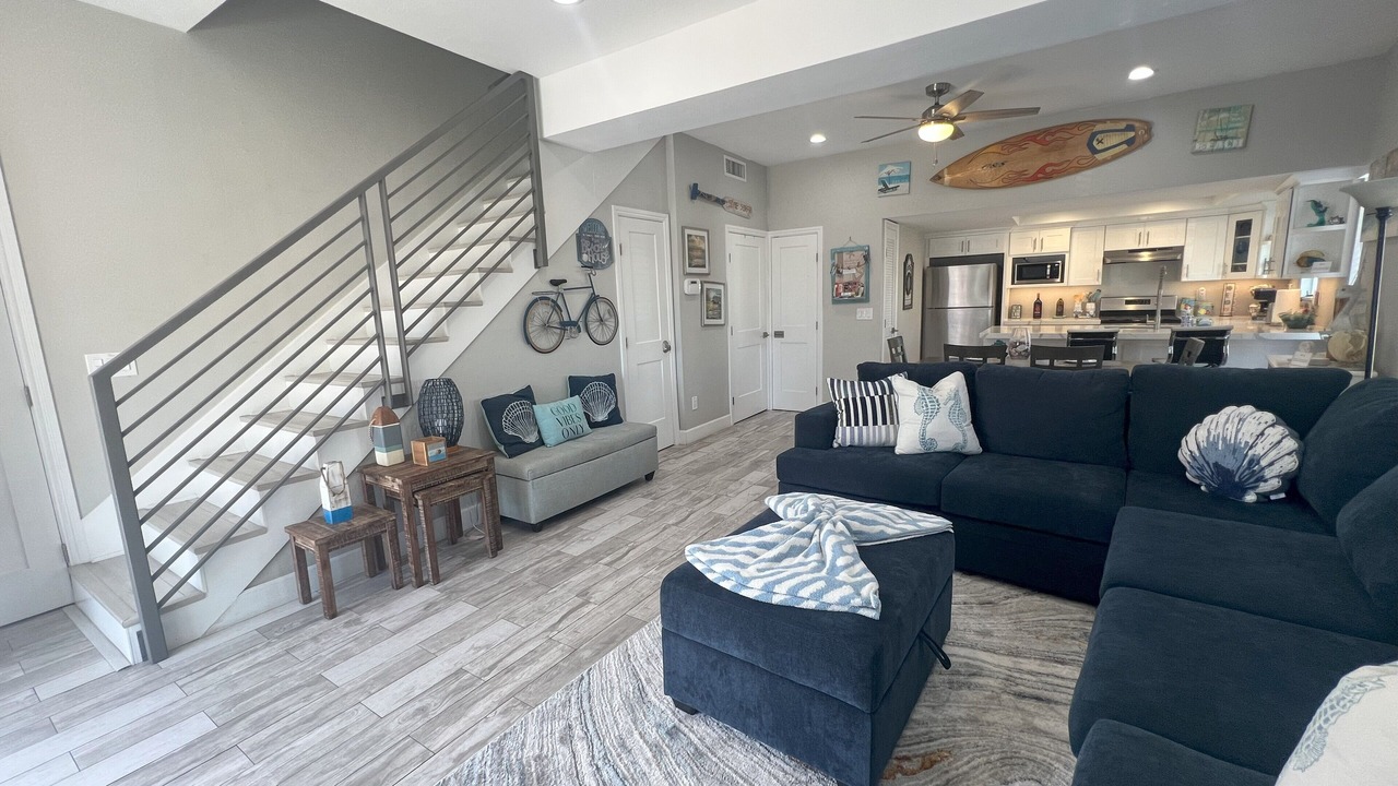 Photo of Livingroom in South Mission Beach